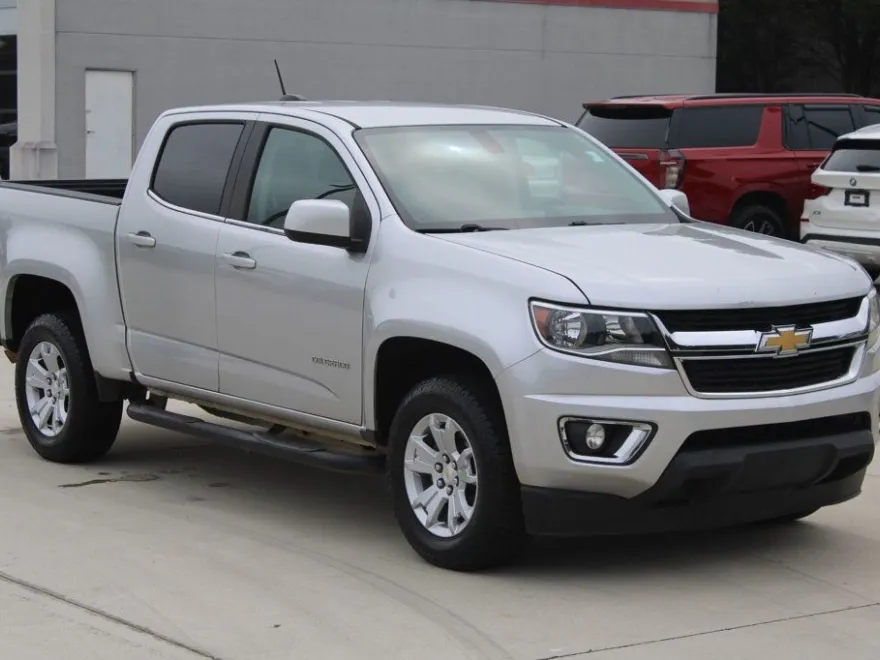2017 Chevrolet Colorado LT photo 1