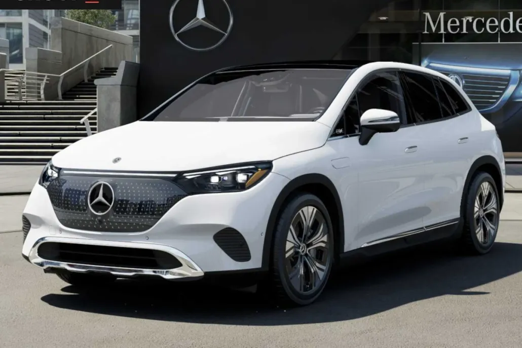 2026 Mercedes Benz EQE SUV photo 1