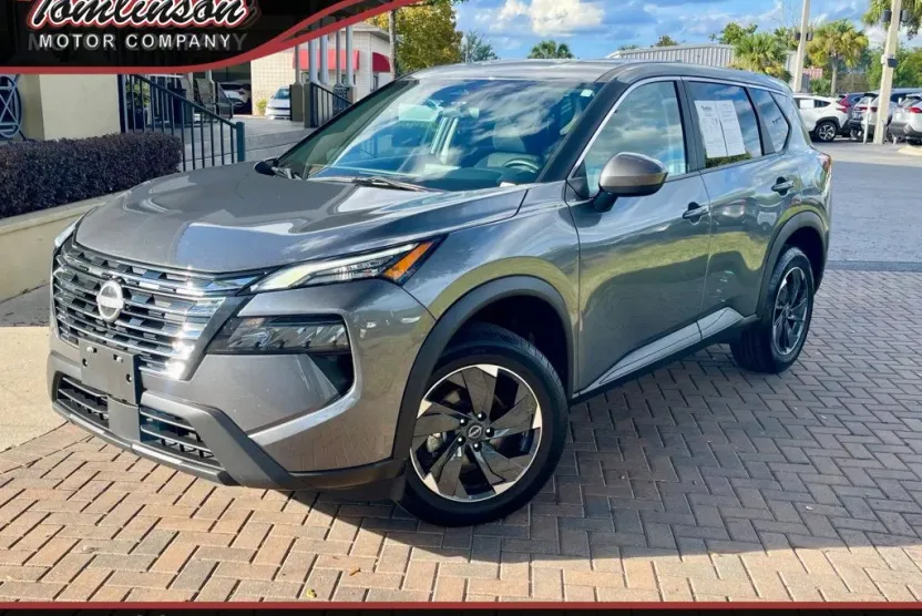 2024 Nissan Rogue SV photo 1