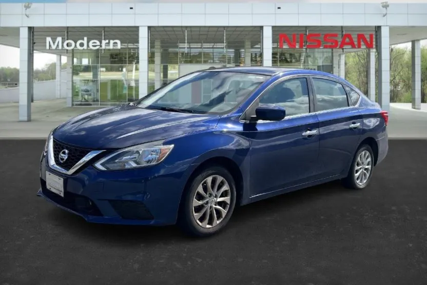 2019 Nissan Sentra SV photo 1