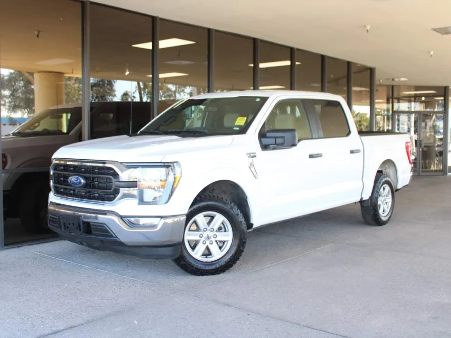 2023 Ford F-150 XLT photo 1