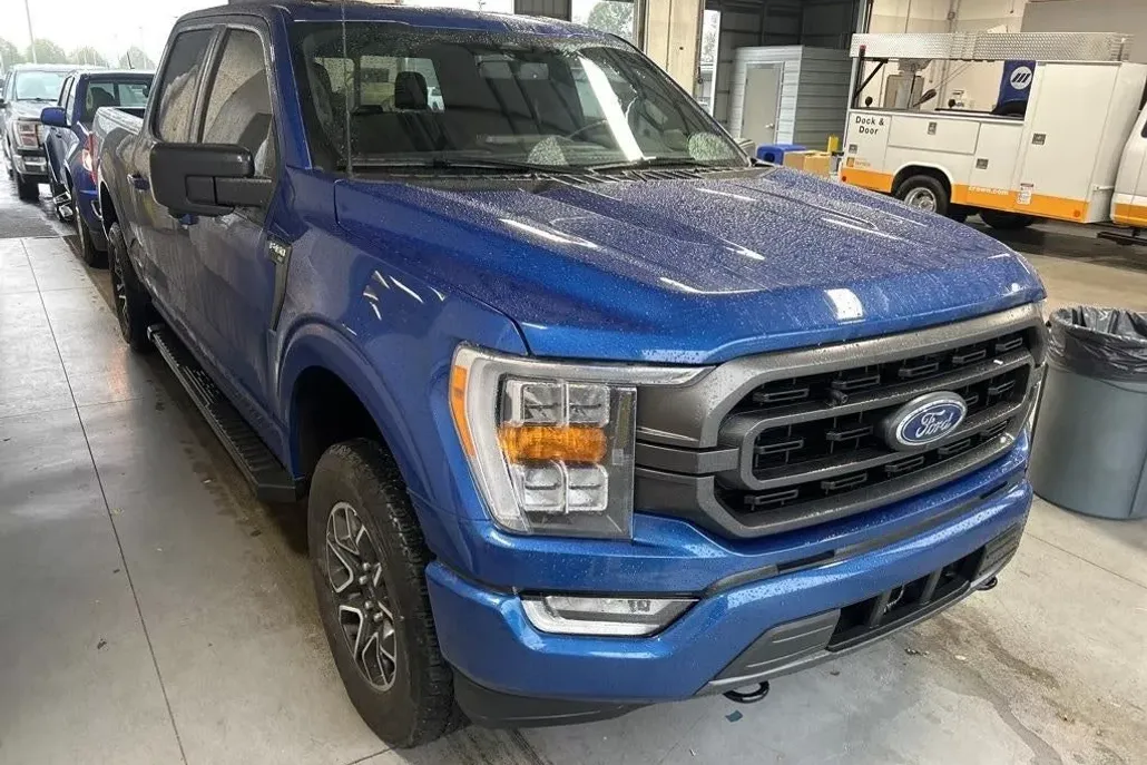 2022 Ford F-150 XLT photo 1