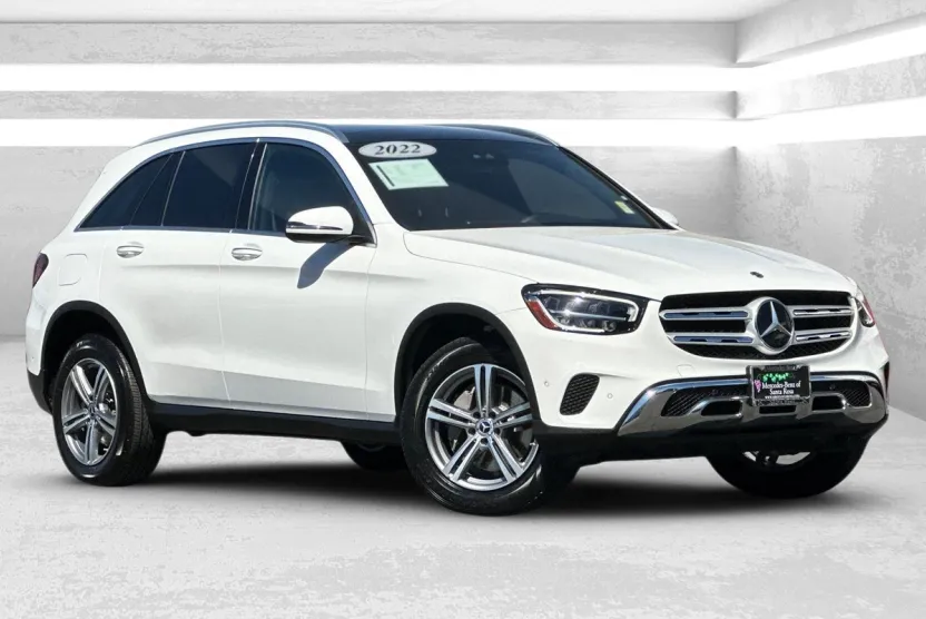 2022 Mercedes Benz GLC 300 photo 1