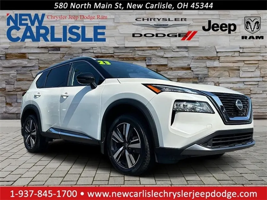 2023 Nissan Rogue SL photo 1