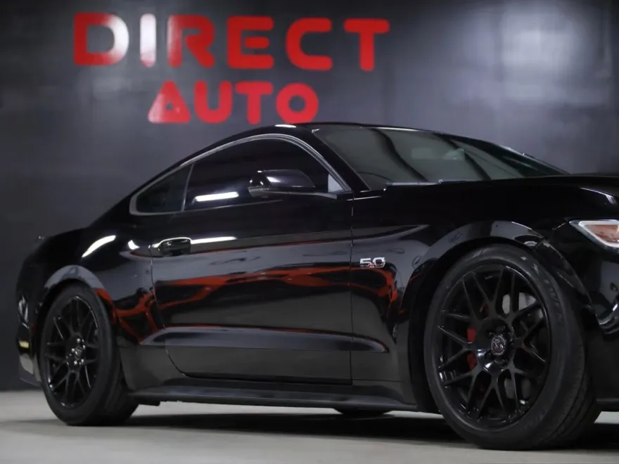 2015 Ford Mustang GT Premium photo 1