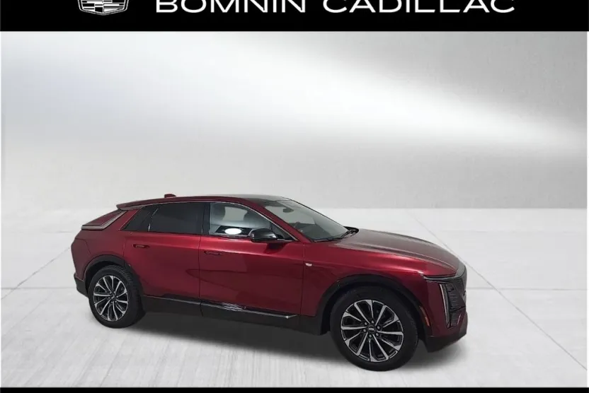 2024 Cadillac Lyriq Sport photo 1