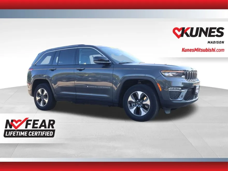 2023 Jeep Grand Cherokee 4xe photo 1