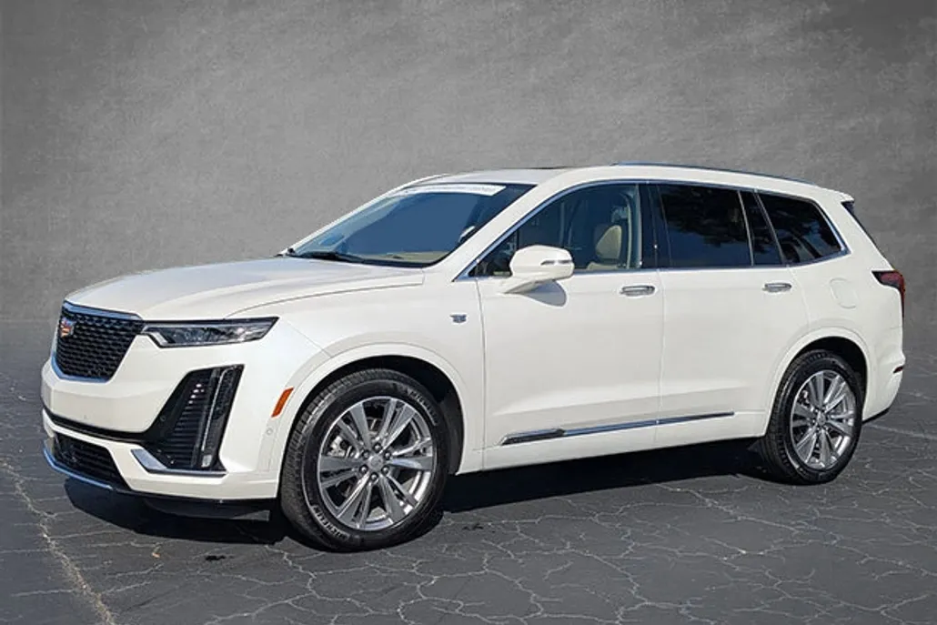 2023 Cadillac XT6 Premium Luxury photo 1