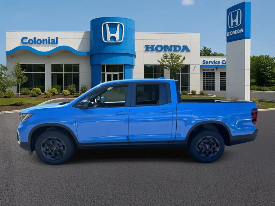 2025 Honda Ridgeline TrailSport photo 1