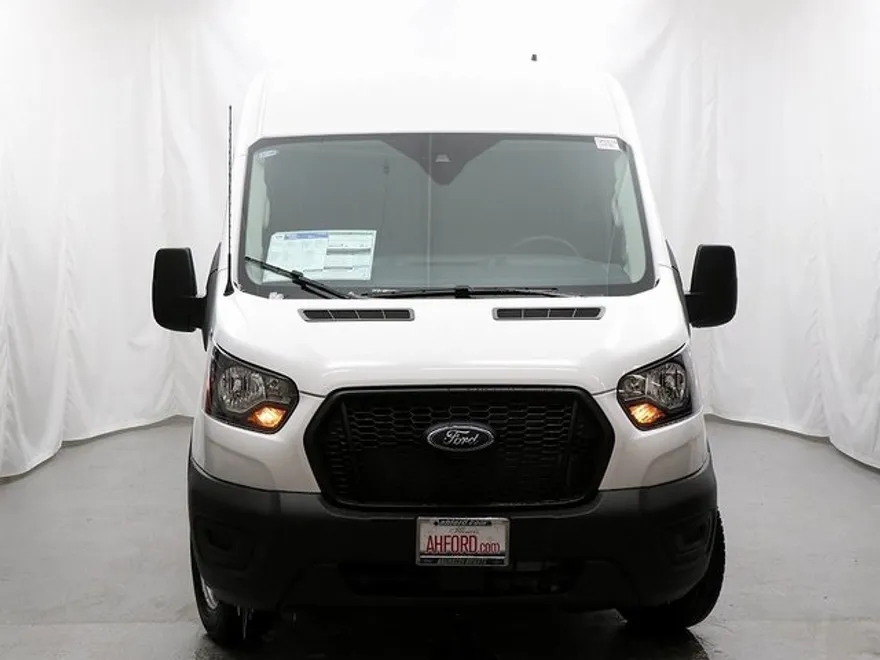 2025 Ford Transit photo 1