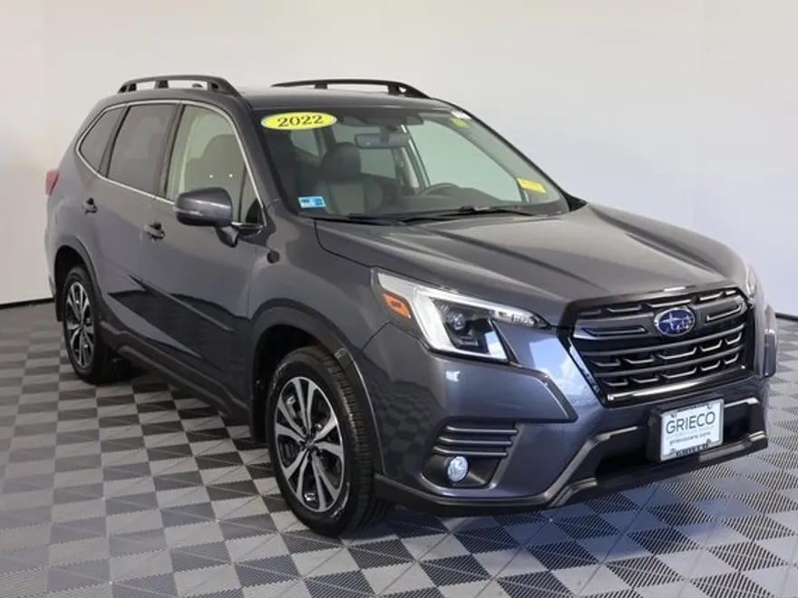 2022 Subaru Forester Limited photo 1