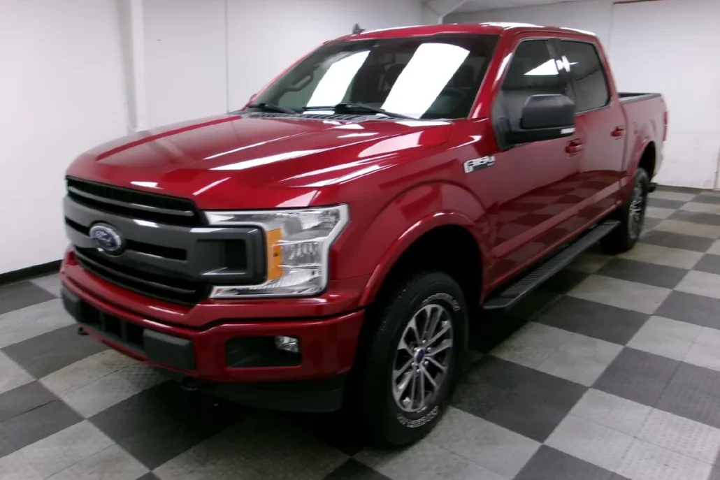 2019 Ford F-150 XLT photo 1