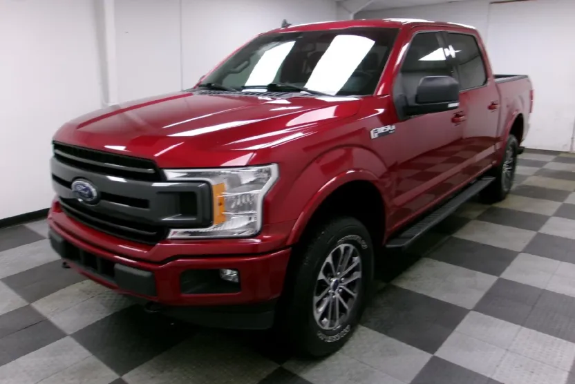 2019 Ford F-150 XLT photo 1