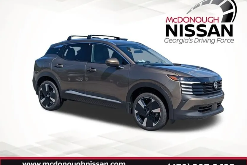2025 Nissan Kicks SR photo 1