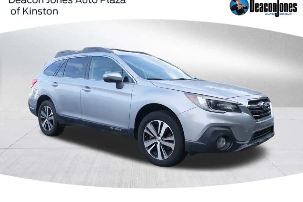 2019 Subaru Outback Limited photo 1