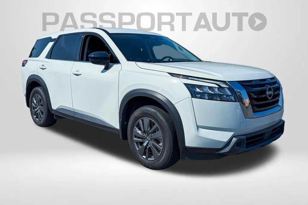 2024 Nissan Pathfinder S photo 1