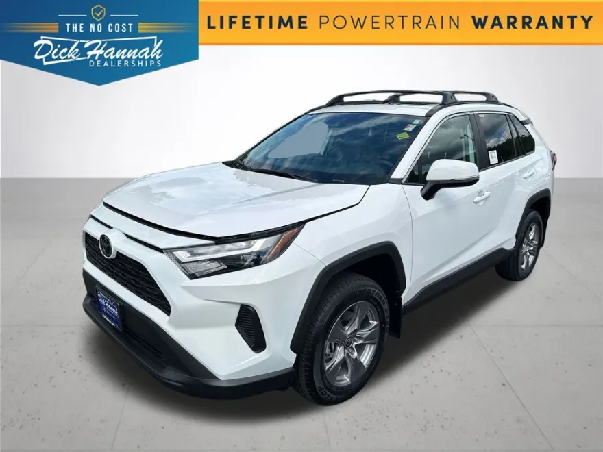 2025 Toyota RAV4 XLE photo 1