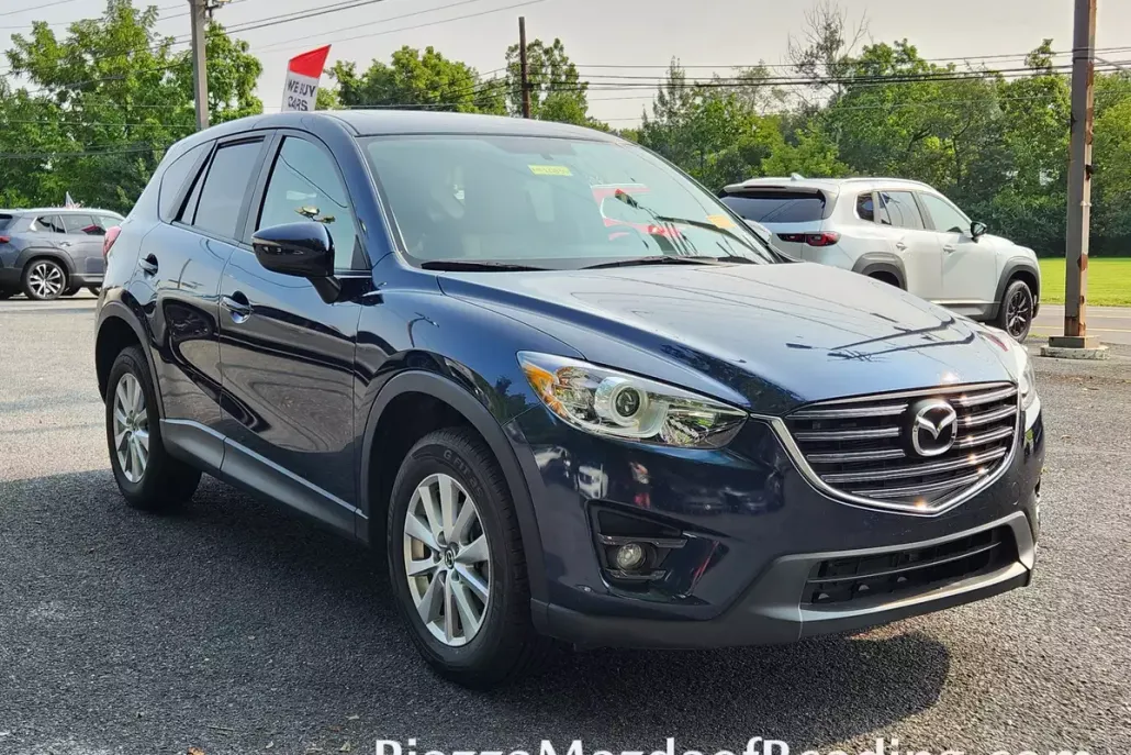 2016 Mazda CX-5 Touring photo 1