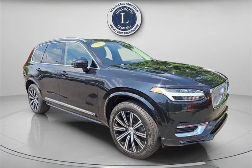 2024 Volvo XC90 Plus photo 1