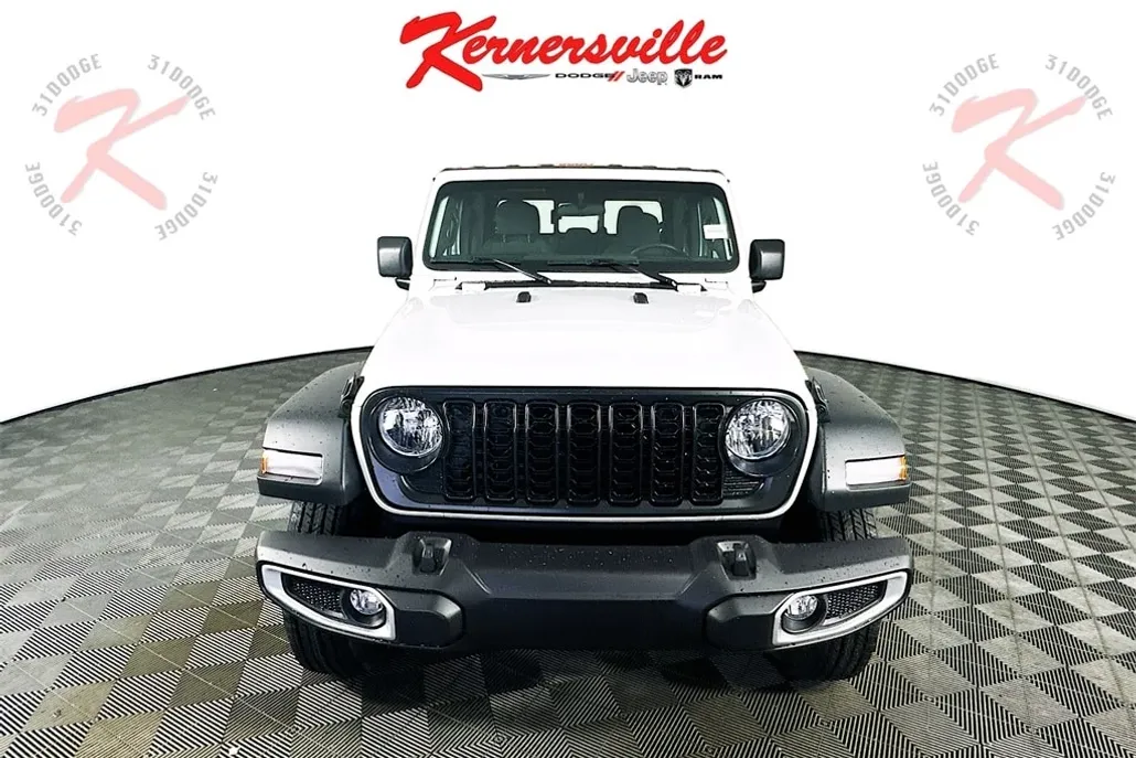 2025 Jeep Gladiator Sport photo 1