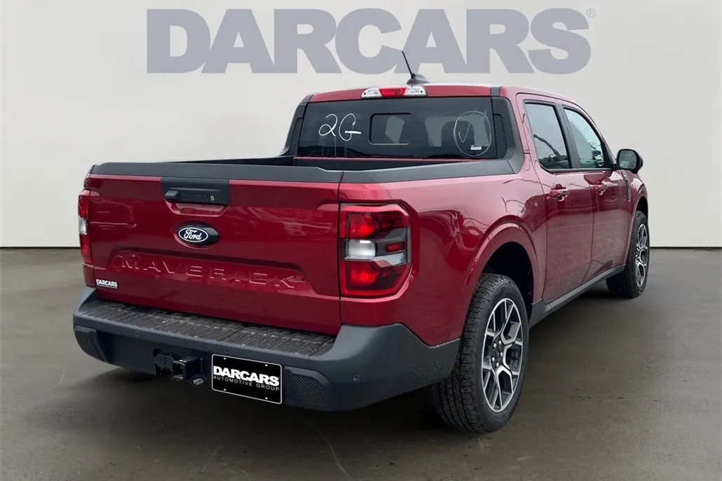 2025 Ford Maverick Lariat photo 1