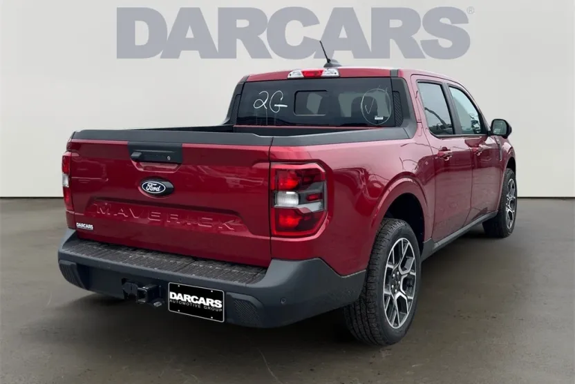 2025 Ford Maverick Lariat photo 1
