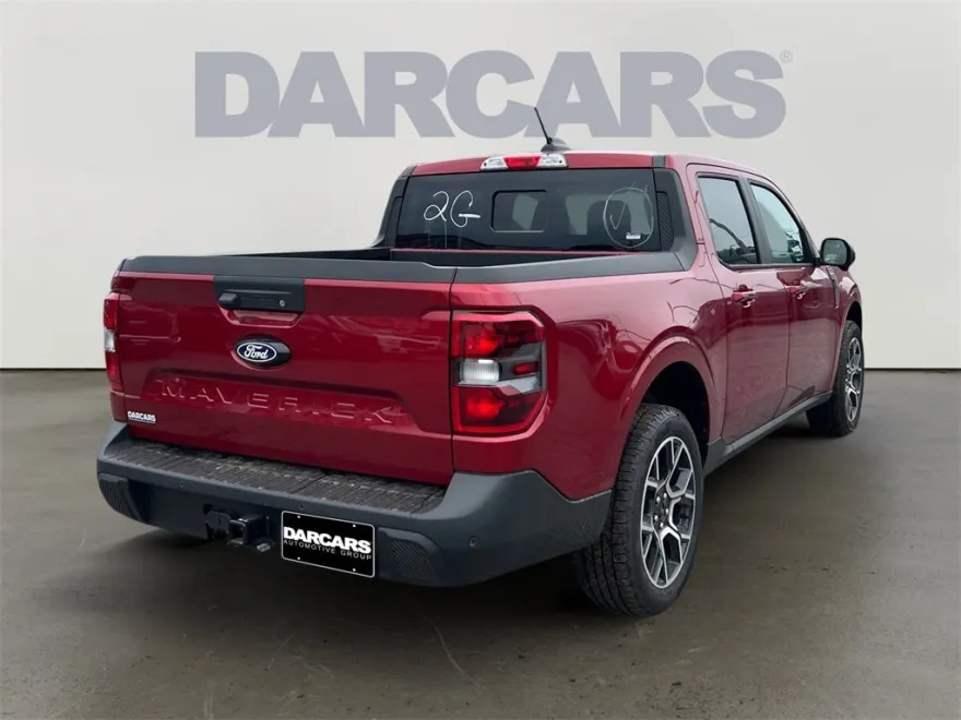 2025 Ford Maverick Lariat photo 1