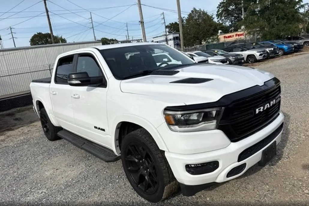 2021 Ram 1500 Laramie photo 1