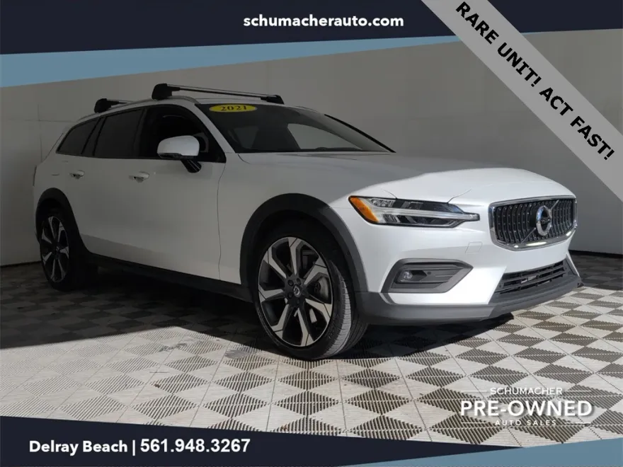 2021 Volvo V60 Cross Country T5 photo 1