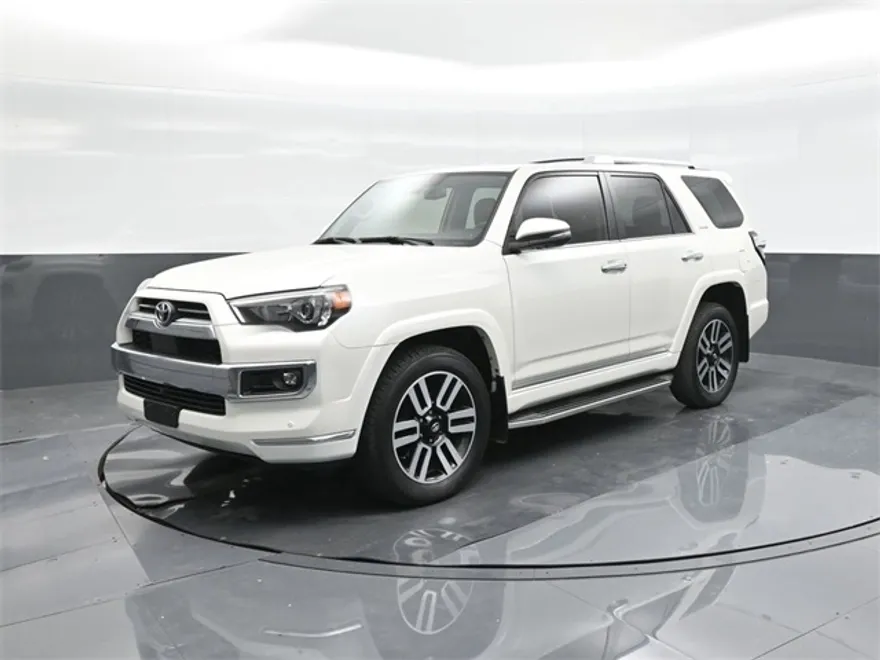 2022 Toyota 4Runner Limited photo 1