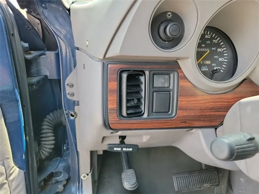 1994 Dodge Ram Van B250 photo 1