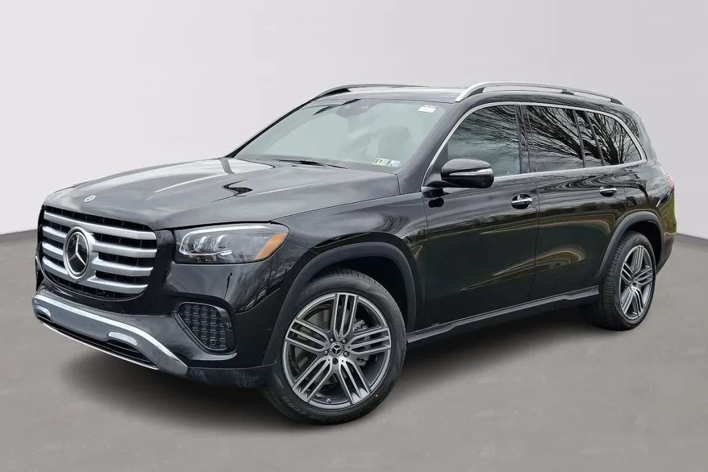 2025 Mercedes Benz GLS 450 4MATIC photo 1