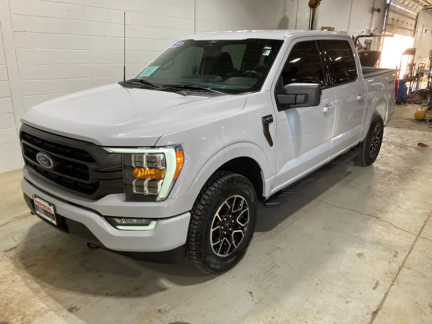 2022 Ford F-150 XLT photo 1