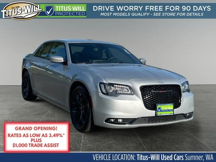 2023 Chrysler 300 S photo 1
