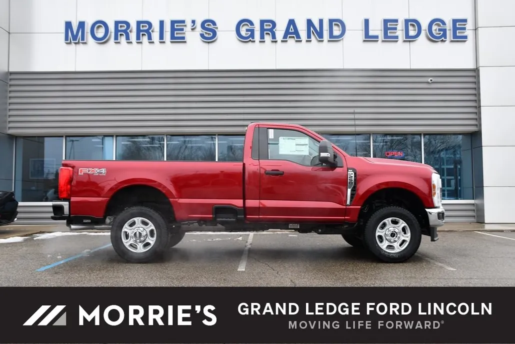 2025 Ford F-250 XLT photo 1