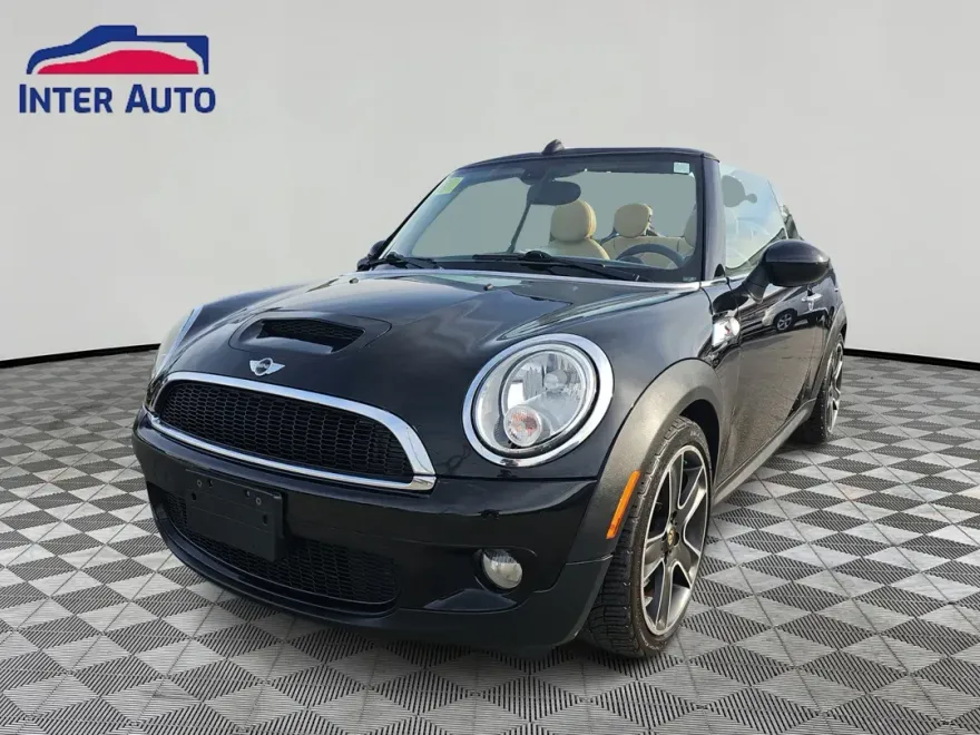 2009 Mini Cooper S Convertible photo 1