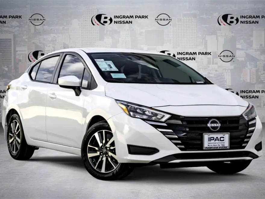 2025 Nissan Versa SV photo 1