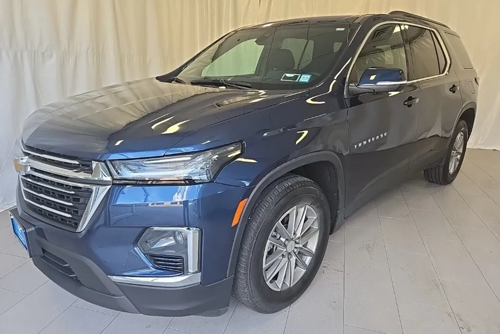 2022 Chevrolet Traverse 1LT photo 1