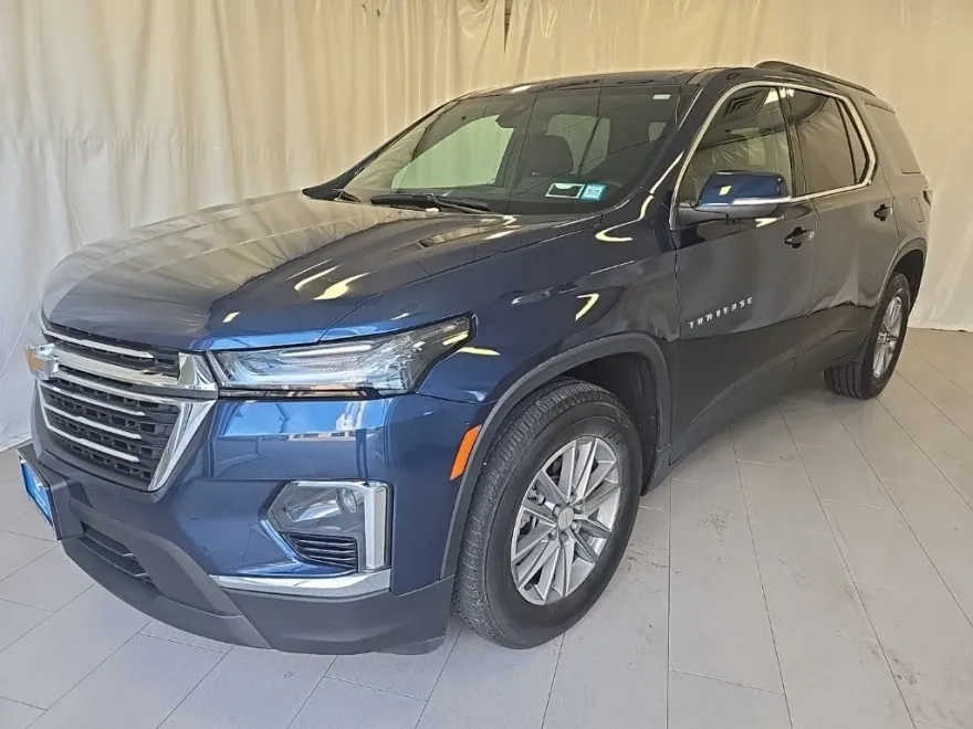 2022 Chevrolet Traverse 1LT photo 1