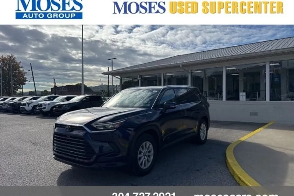 2024 Toyota Grand Highlander XLE photo 1