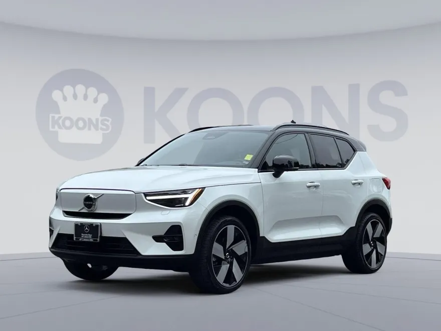 2023 Volvo XC40 Recharge Ultimate photo 1