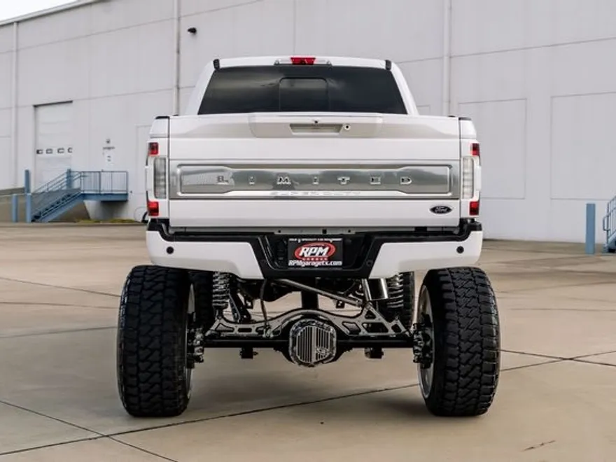 2019 Ford F-250 Lariat photo 1