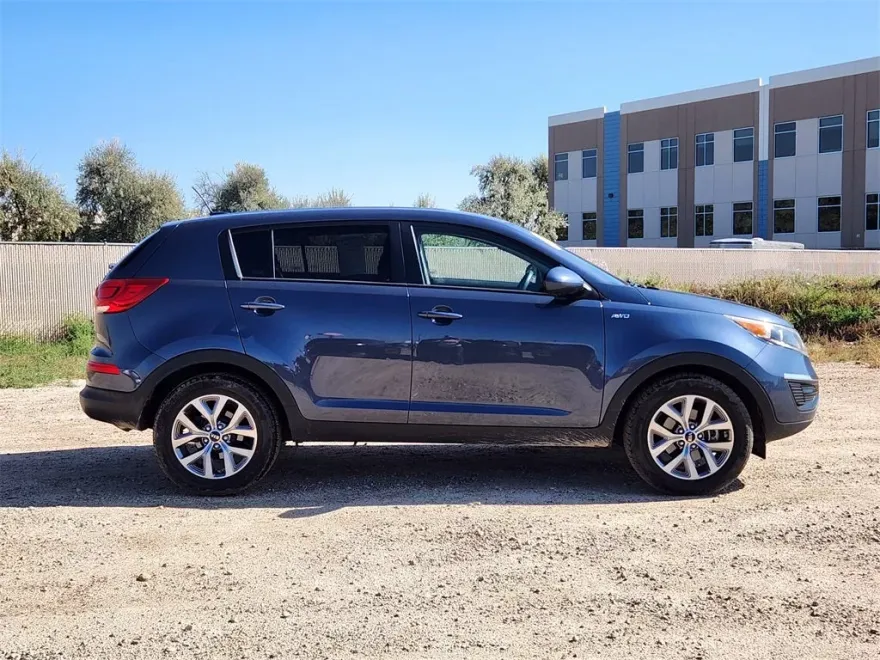 2016 Kia Sportage LX photo 1