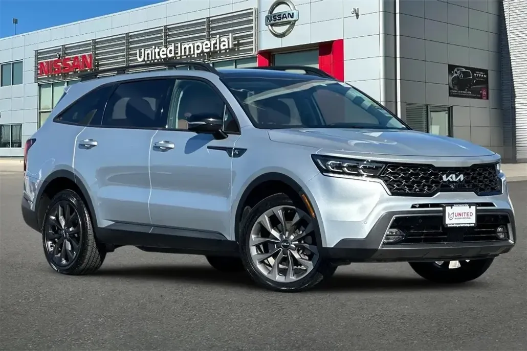 2022 Kia Sorento X-Line SX Prestige photo 1