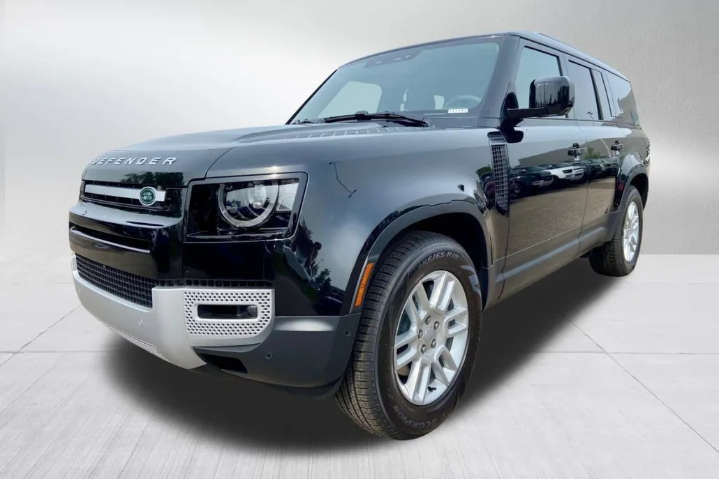 2025 Land Rover Defender S photo 1