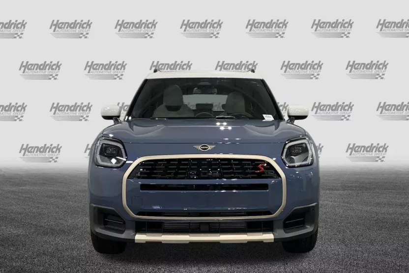 2025 Mini Countryman S ALL4 photo 1
