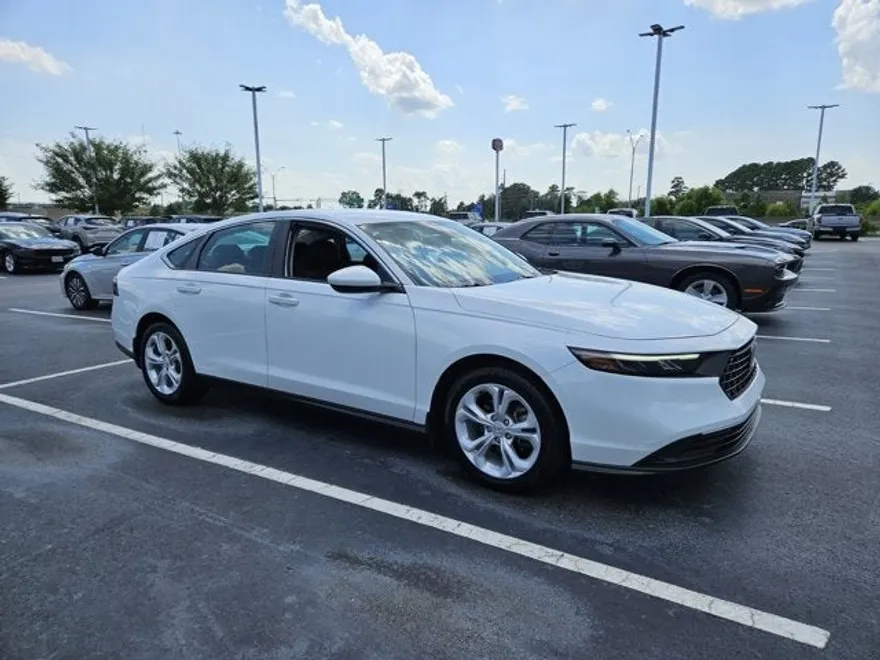 2024 Honda Accord LX photo 1