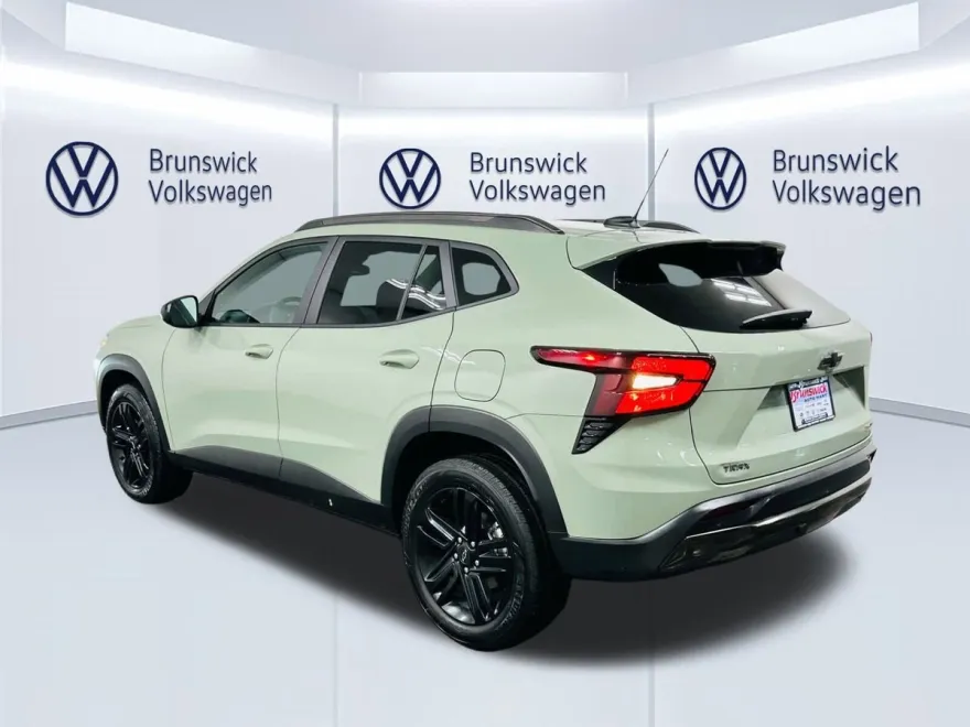 2025 Chevrolet Trax ACTIV photo 1