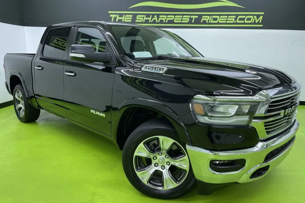 2022 Ram 1500 Laramie photo 1
