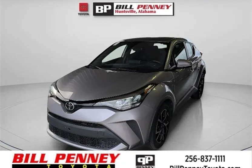2020 Toyota C-HR XLE photo 1